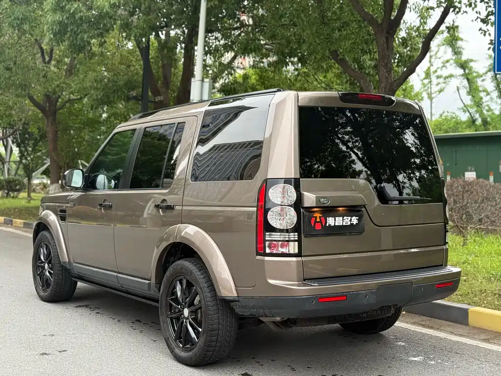 Land Rover Discovery 2015 — фото 7