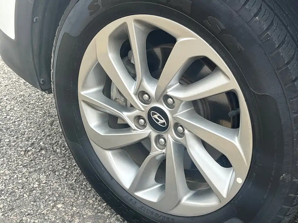Hyundai Tucson 2016 — фото 14