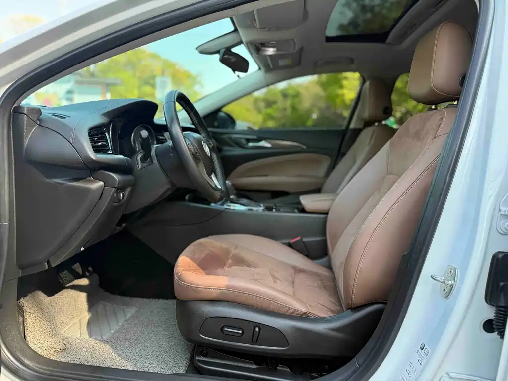 Buick Regal 2019 — фото 13