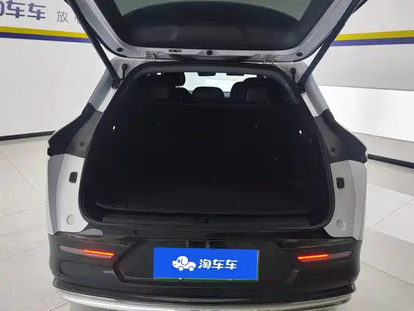 Zeekr 7X 2025