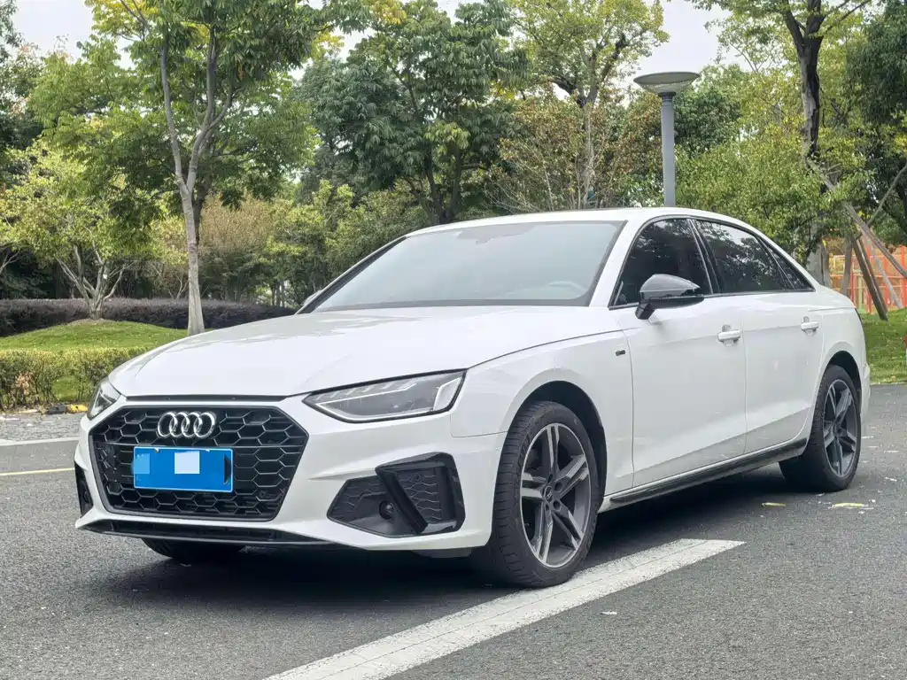 Audi A4L 2023