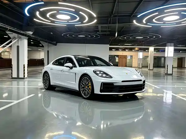 Porsche Panamera 2024