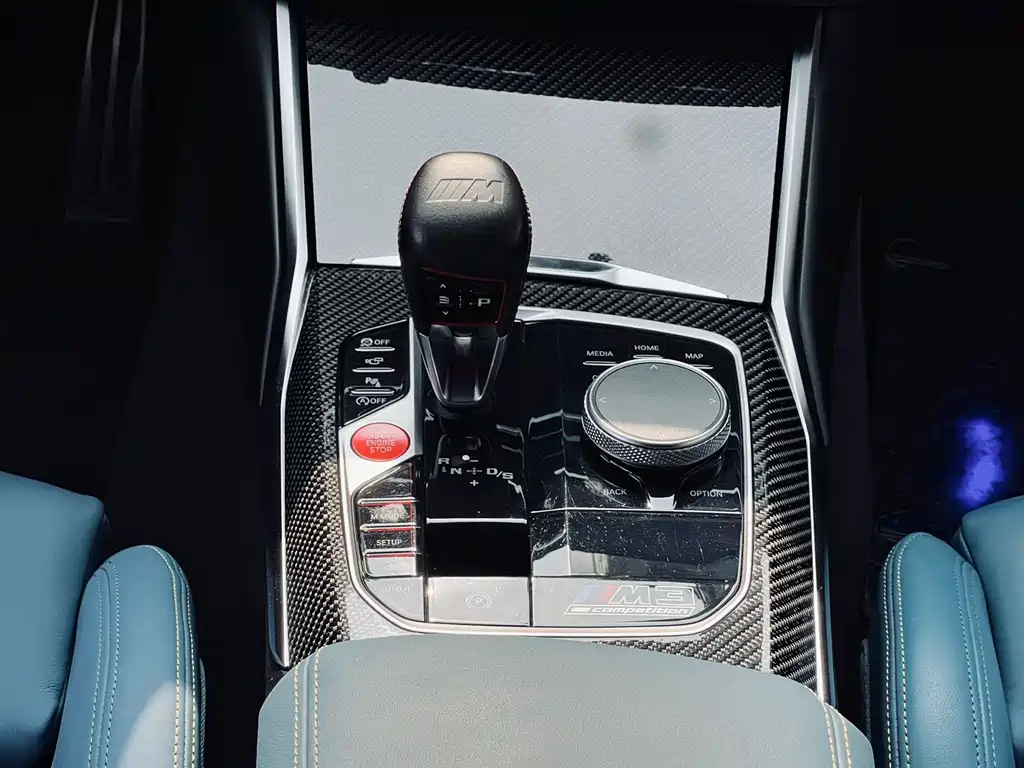 BMW M3 2021 — фото 19