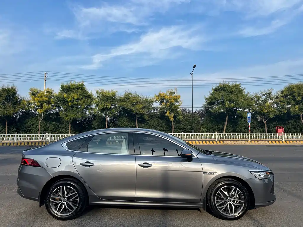 BYD Qin PLUS 2021 — фото 6