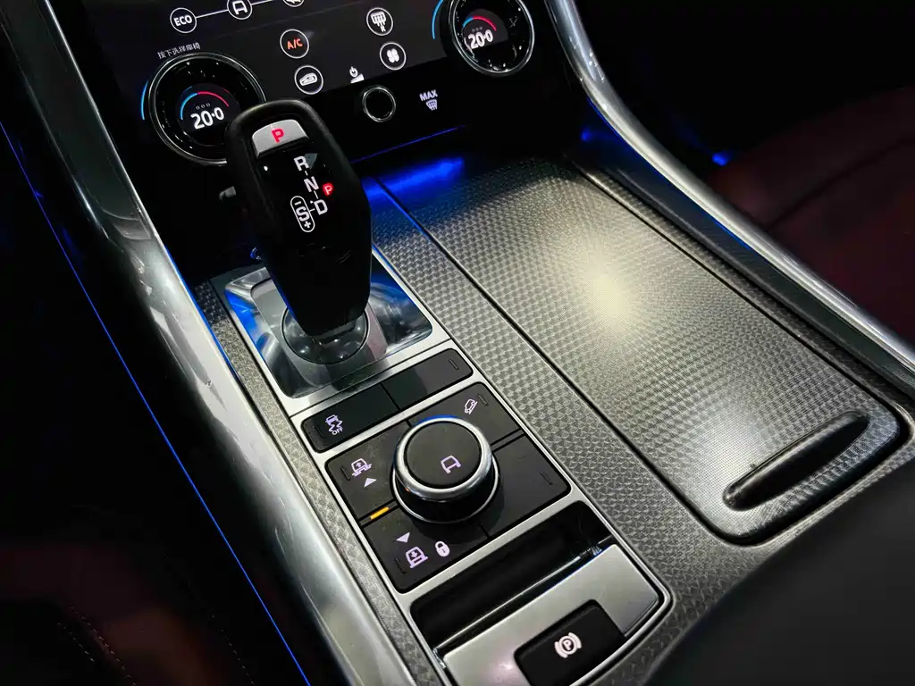 Land Rover Range Rover Sport 2021 — фото 27