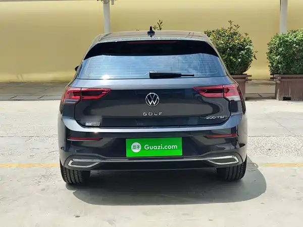 Volkswagen Golf 2023