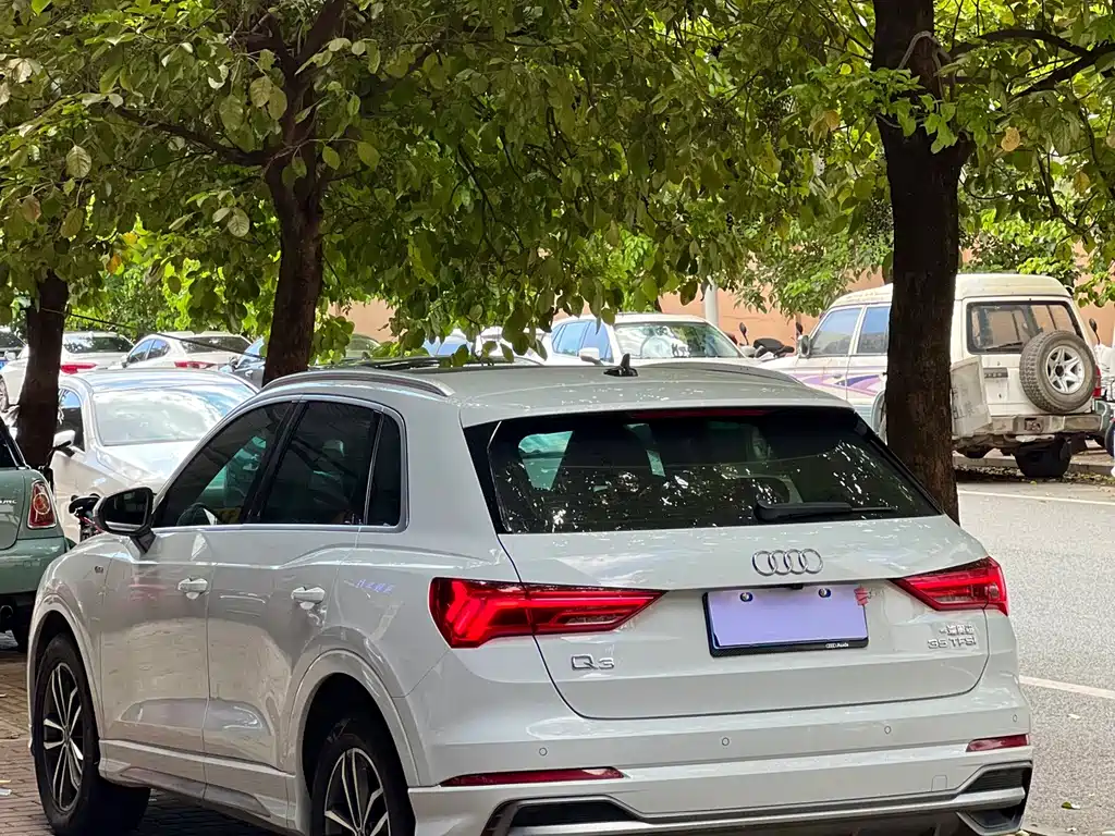 Audi Q3 2022