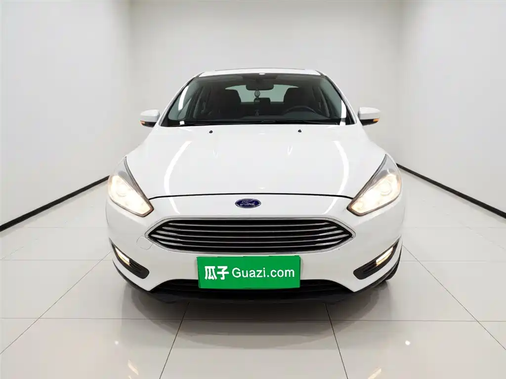 Ford Focus 2016 — фото 3