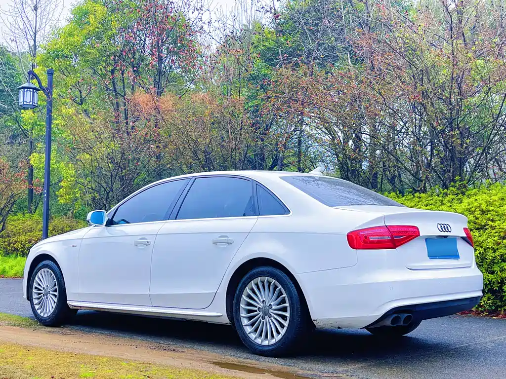 Audi A4L 2016 — фото 15