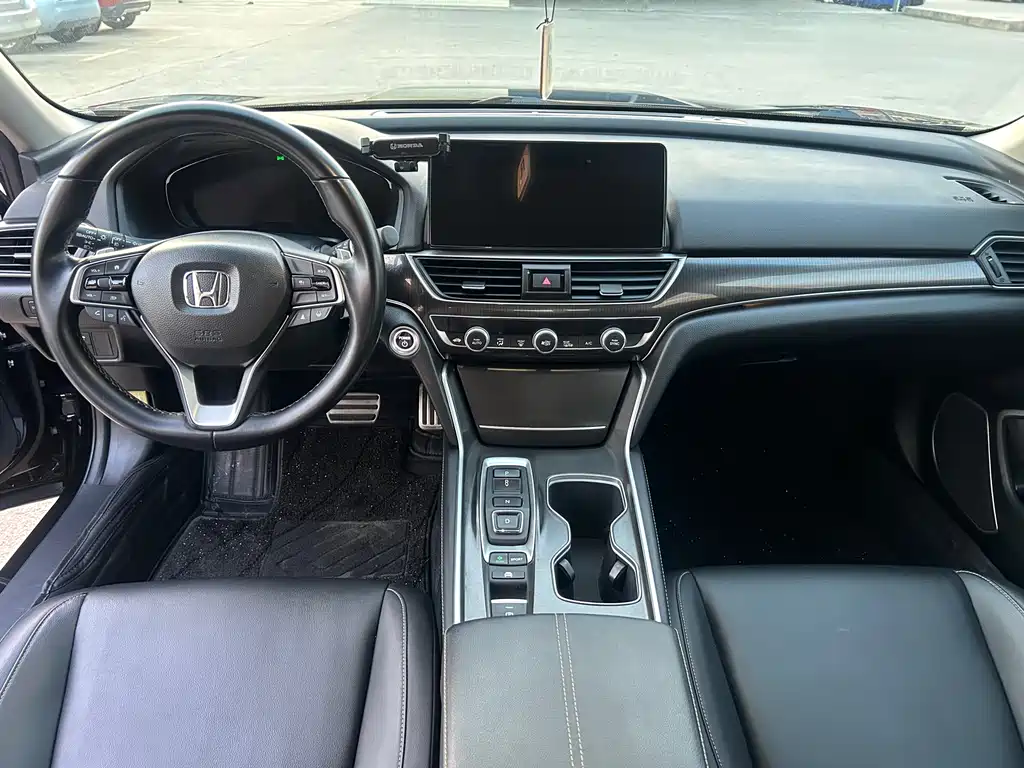 Honda Accord 2023 — фото 4