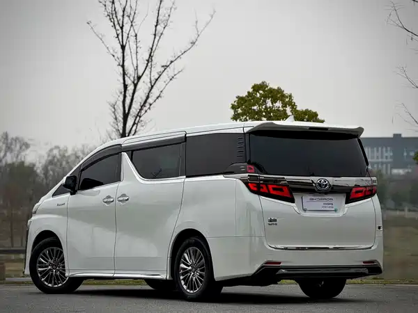 Toyota Vellfire 2021