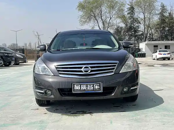 Nissan Teana 2010