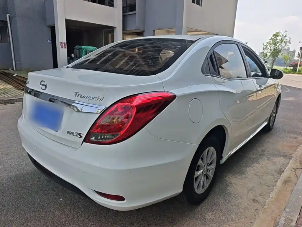 GAC Motor Trumpchi GA3S 2016 — фото 7