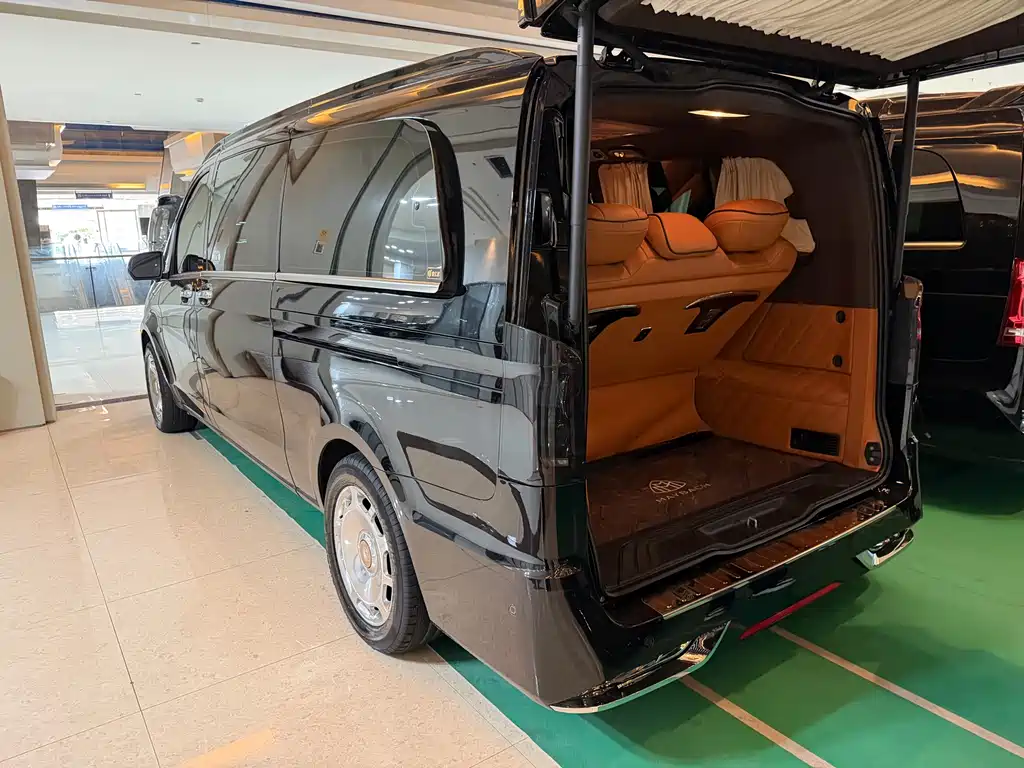 Mercedes-Benz Vito 2022 — фото 12