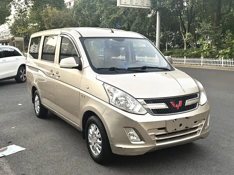 Wuling Rongguang V 2017 — фото 19