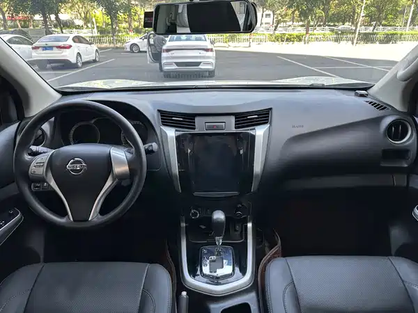 Nissan Terra 2020
