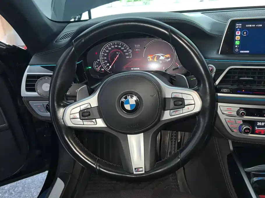 BMW 7 Series 2019 — фото 15