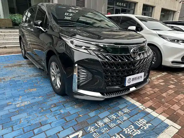 Toyota Sienna 2024