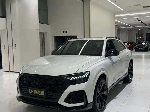 Audi RS Q8 2021