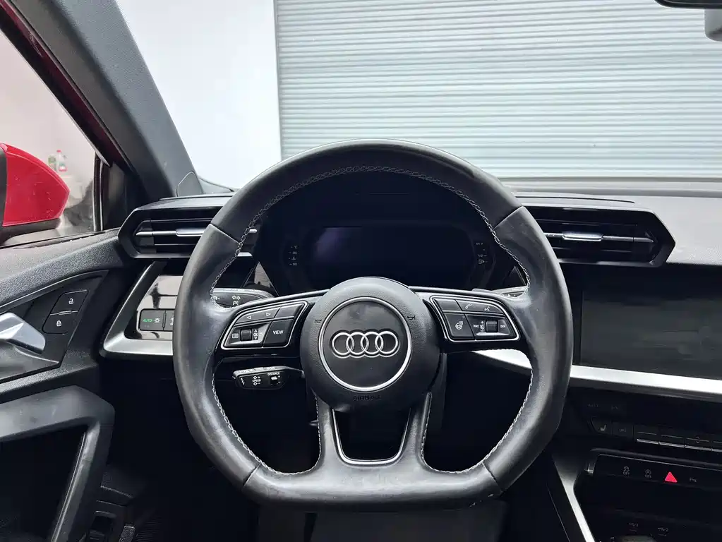 Audi A3 2022 — фото 10