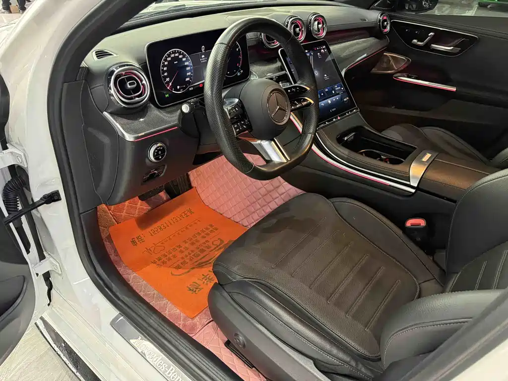 Mercedes-Benz C-Class 2024 — фото 10