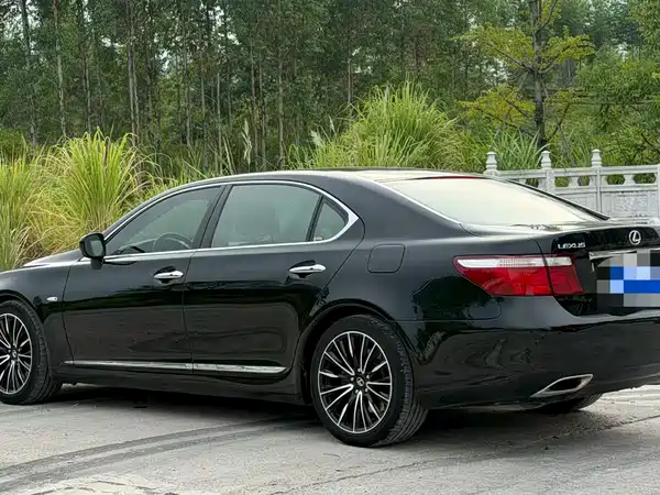 Lexus LS 2007