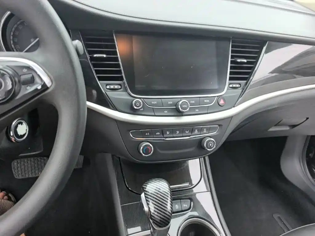 Buick Verano 2017 — фото 13