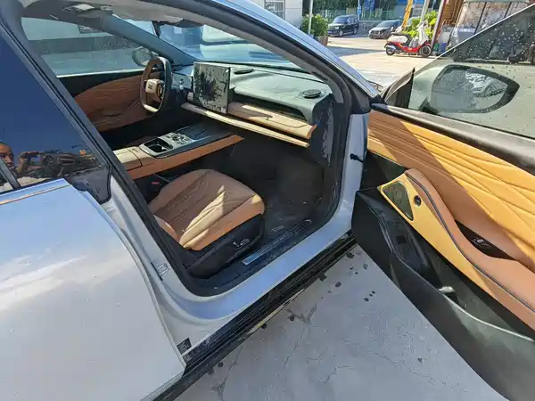 Geely Galaxy Starshine 8 2025