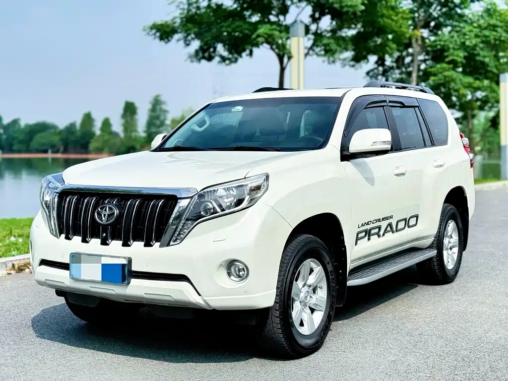 Toyota Prado 2016 — фото 1