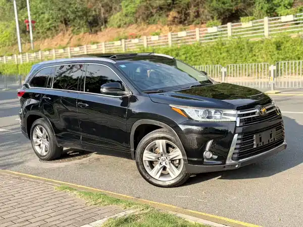 Toyota Highlander 2019