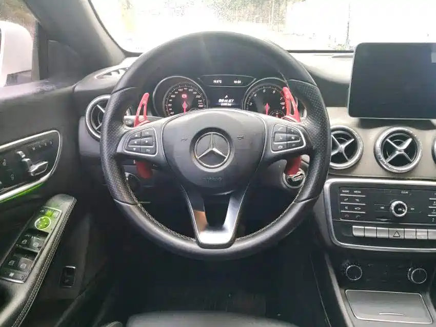 Mercedes-Benz CLA 2018 — фото 11