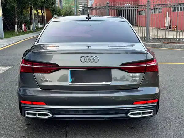 Audi A6L 2020