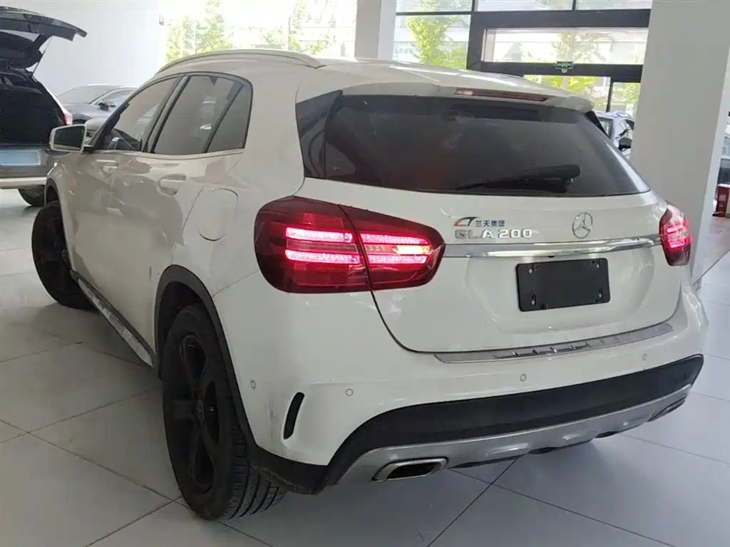 Mercedes-Benz GLA 2019 — фото 23