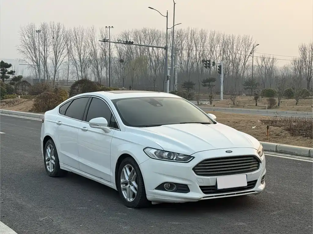 Ford Mondeo 2016 — фото 3