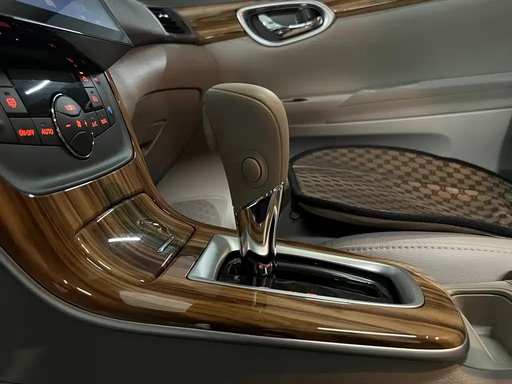 Nissan Sylphy 2015 — фото 28