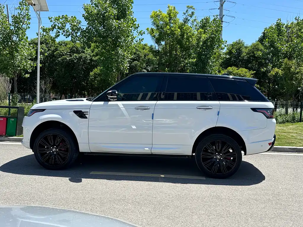 Land Rover Sport 2019 — фото 19