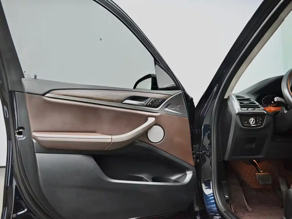 BMW X3 2022 — фото 18