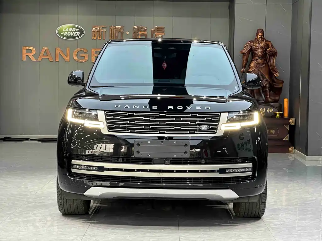 Land Rover Range Rover 2025 — фото 2
