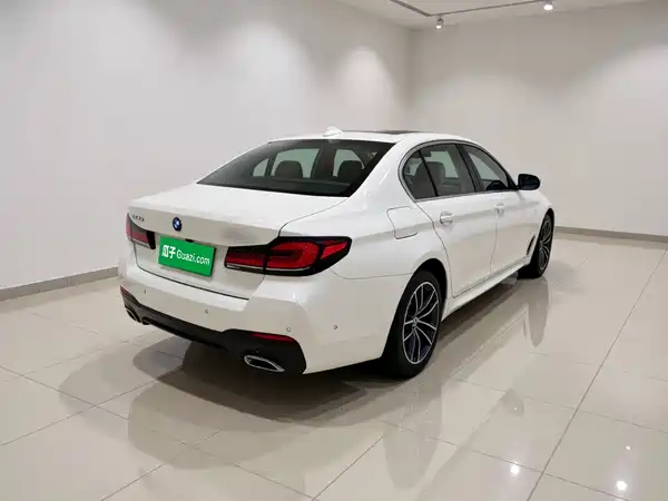 BMW 5 Series 2023