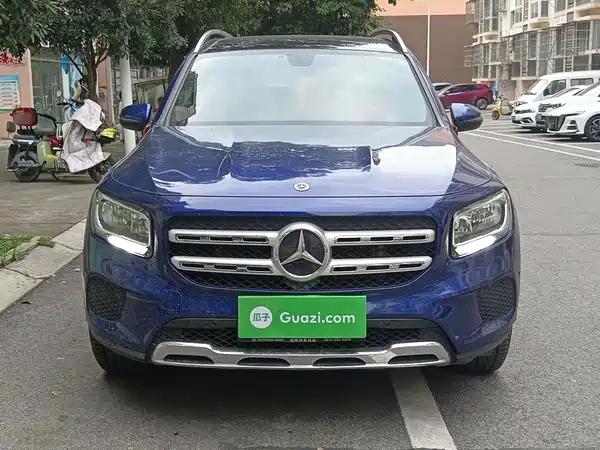 Mercedes-Benz GLB 2021