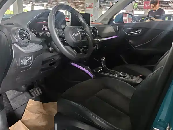 Audi Q2L 2018