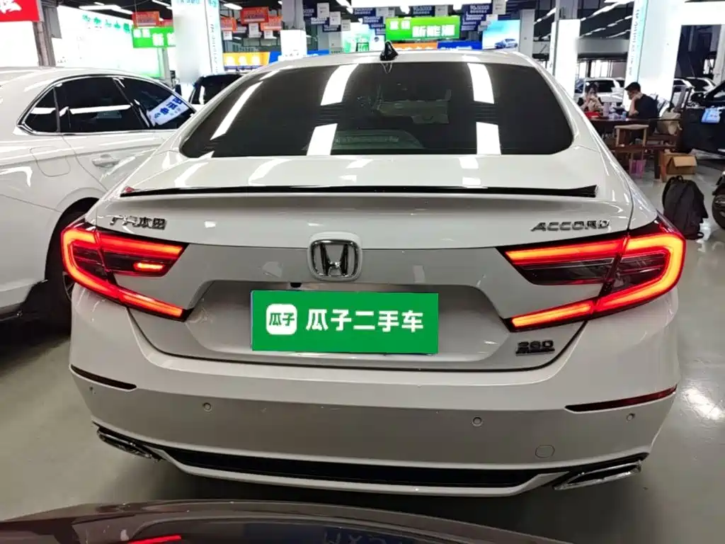 Honda Accord 2023 — фото 6