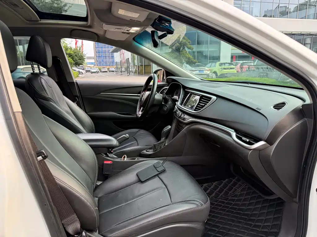 Buick Excelle 2019 — фото 16