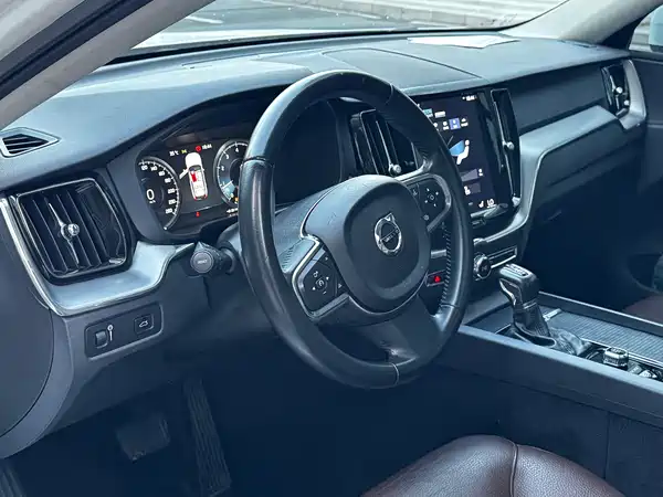 Volvo XC60 2019