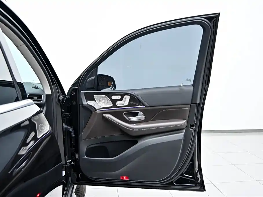 Mercedes-Benz GLS 2021 — фото 21