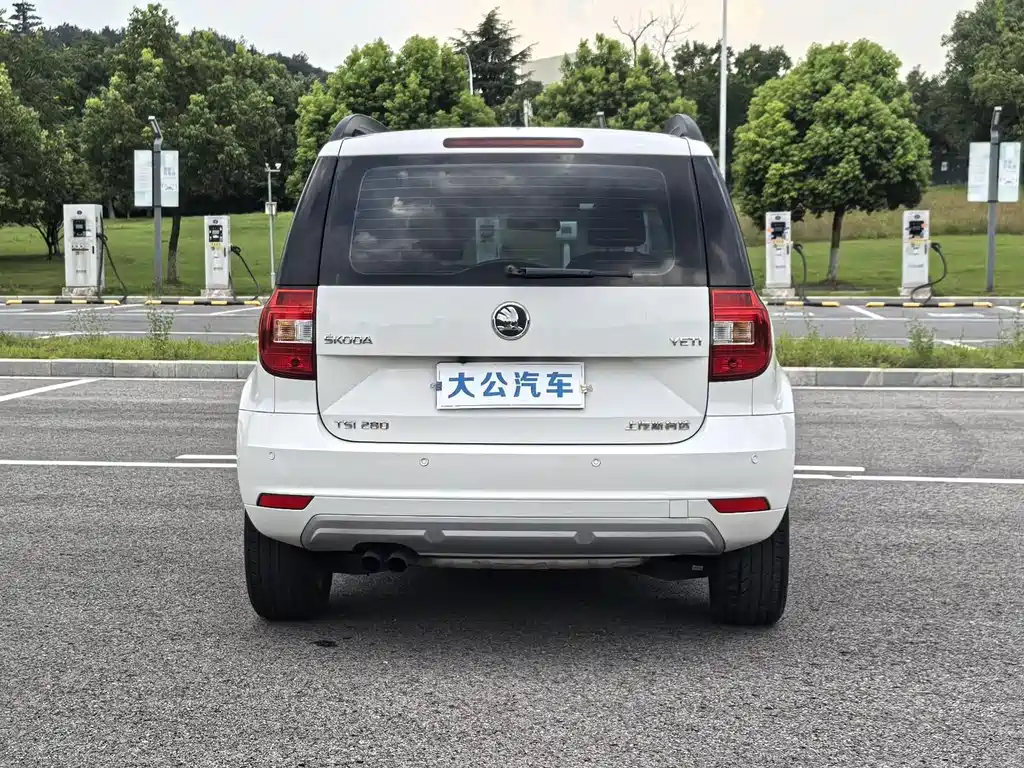 Skoda Yeti 2018 — фото 7