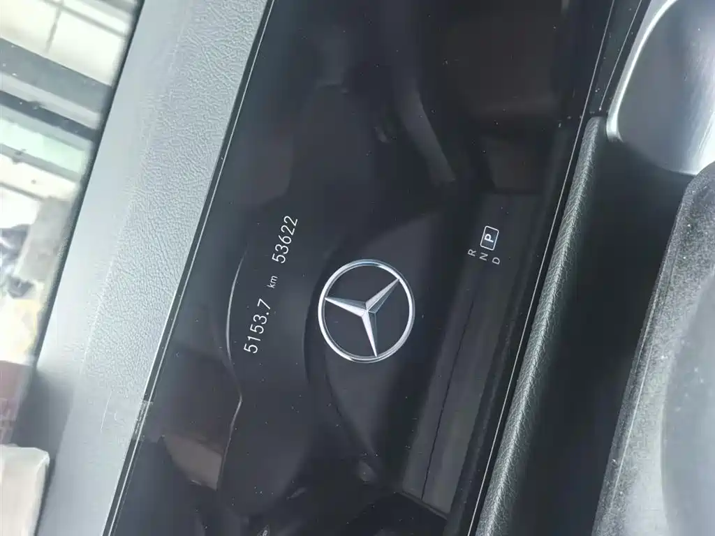 Mercedes-Benz GLB 2023 — фото 12