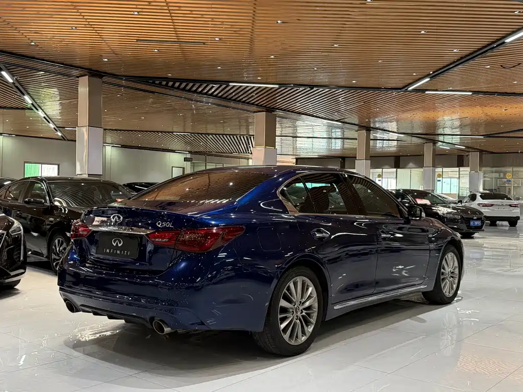 Infiniti Q50L 2020 — фото 4