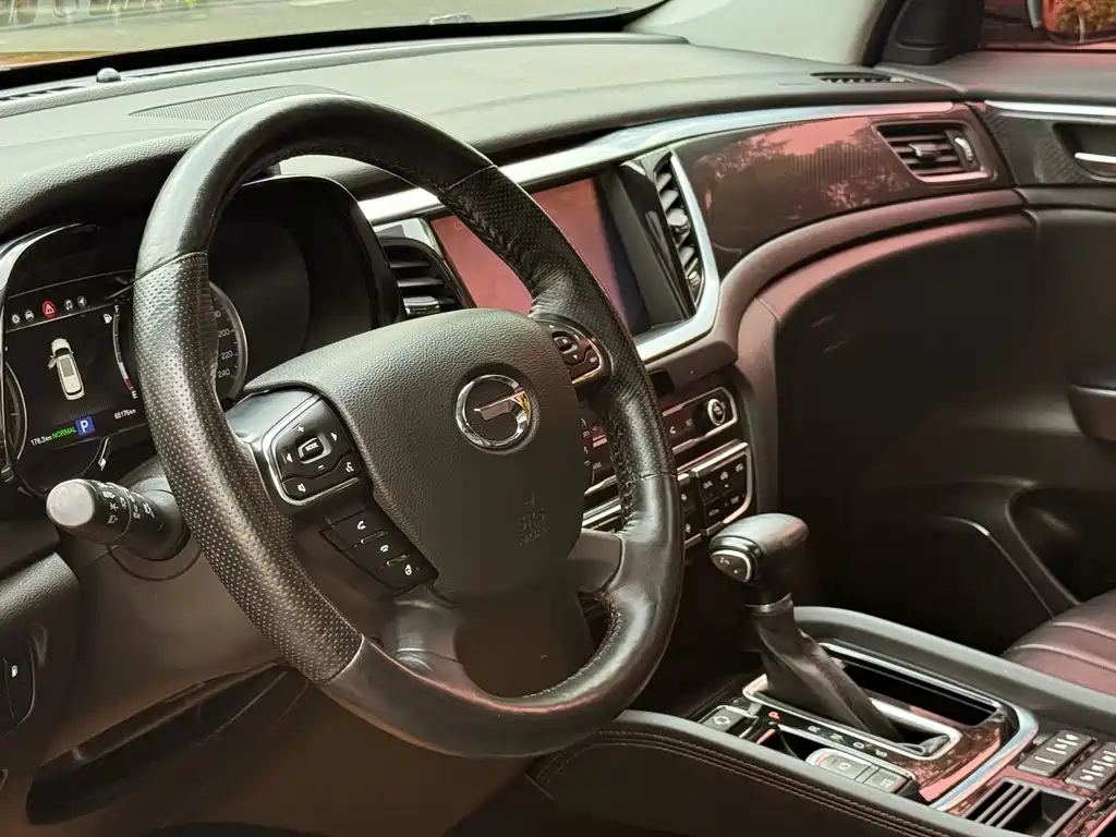 GAC Motor Trumpchi GS7 2018 — фото 13