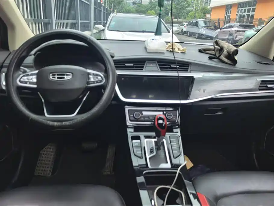 Geely Emgrand GS 2020 — фото 12